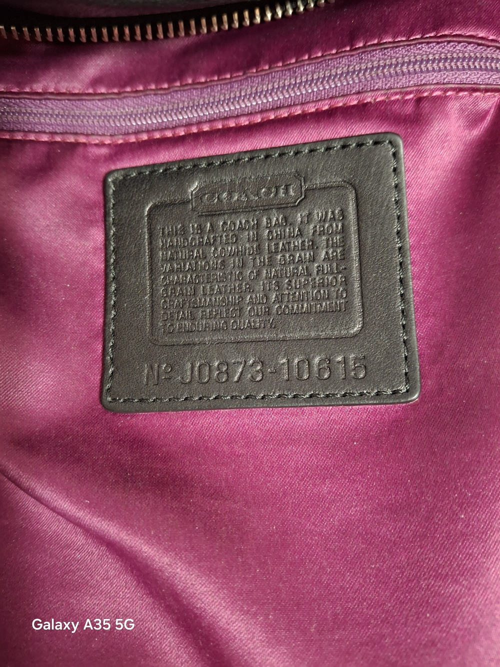Coach Carly Classic Black Leather Hobo Shoulder Bag - Timeless Everyday Style - Picture 12 of 16